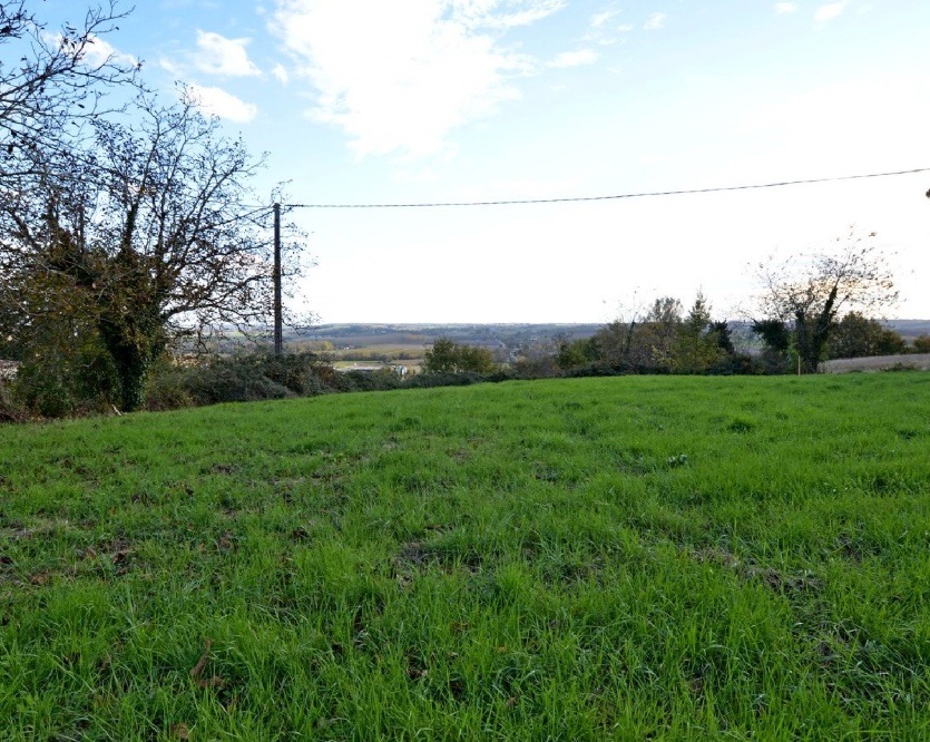 Terrain à bâtir à Saint-Sernin (47120)
