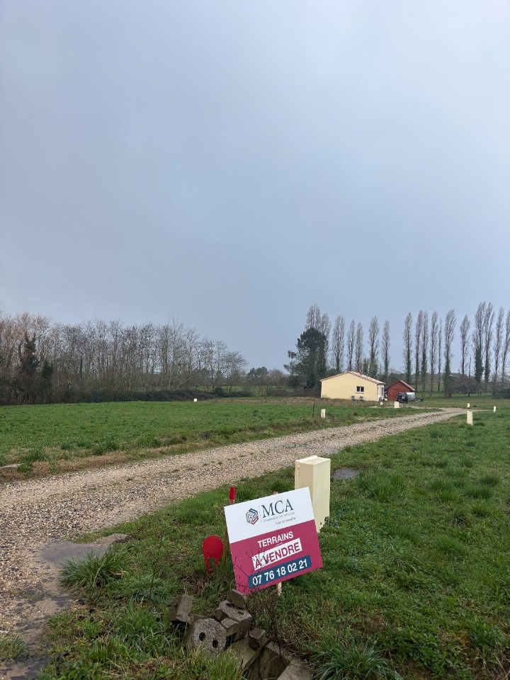 Terrain à bâtir à Beauziac (47700)