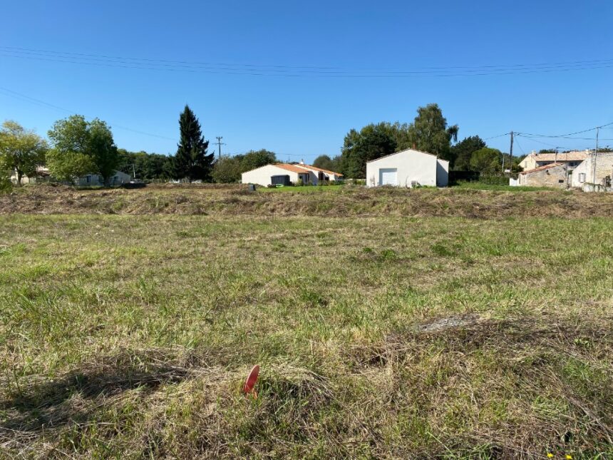 Maison à construire à Le Mung (17350)