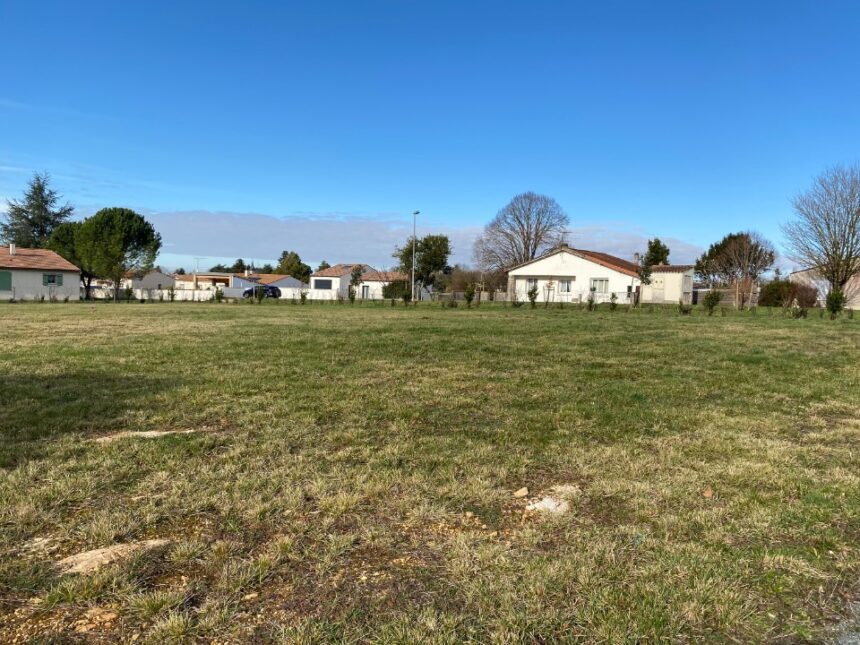 Maison à construire à Saint-Vaize (17100)