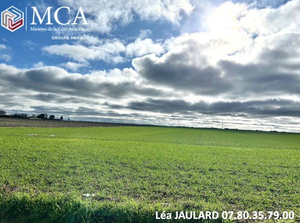 Terrain à bâtir à Angliers (17540)