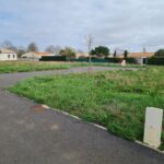 Terrain à bâtir à Pisany (17600)