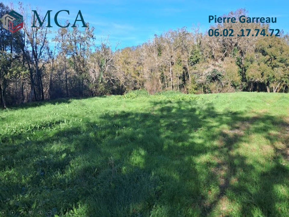 Terrain à bâtir à Martillac (33650)