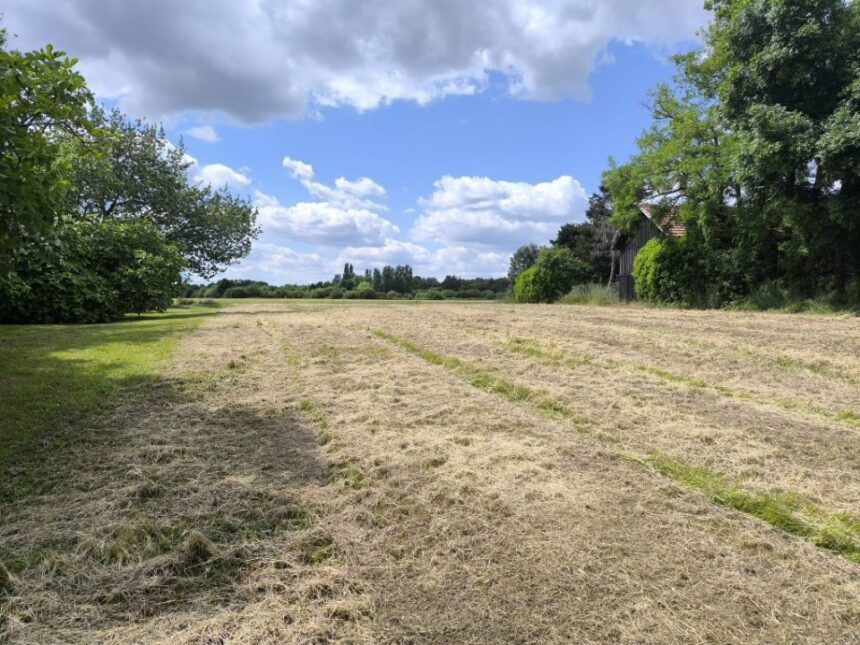 Terrain à bâtir à Saint-Pierre-d’Eyraud (24130)