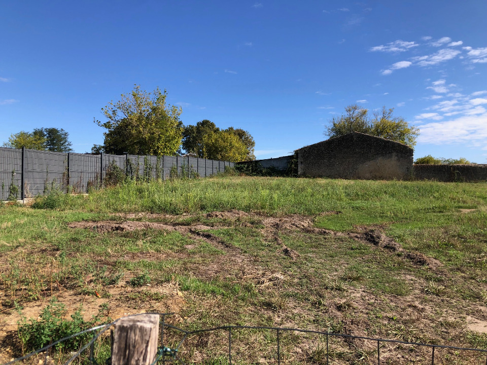 Terrain à bâtir à Saint-Selve (33650)