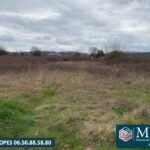 Terrain à bâtir à Saint-Magne-de-Castillon (33350)