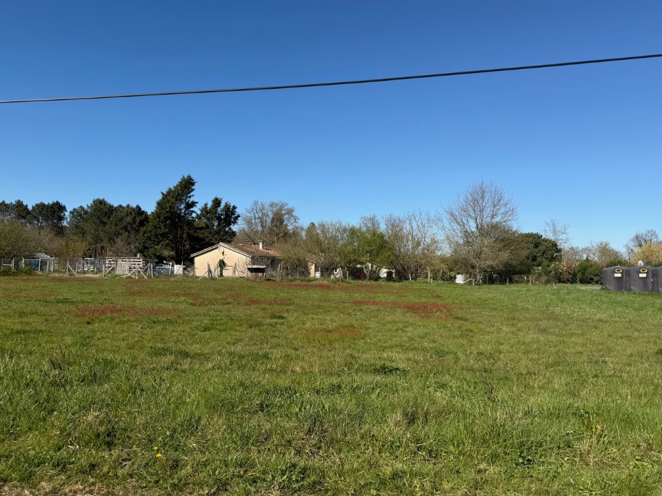 Terrain à bâtir à Cazats (33430)