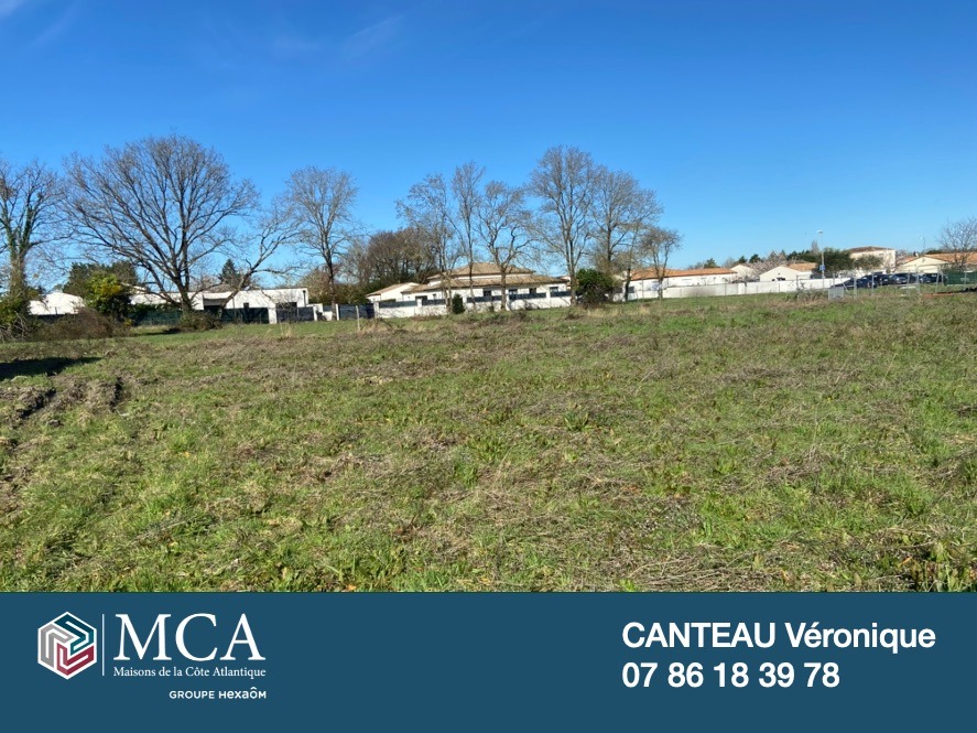 Terrain à bâtir à Médis (17600)