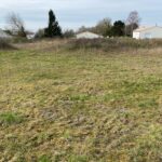 Terrain à bâtir à Le Mung (17350)