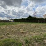 Terrain à bâtir à Muron (17430)