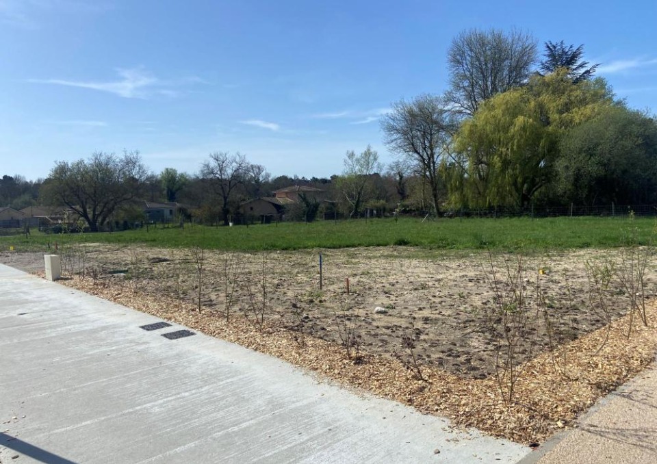 Terrain à bâtir à Le Taillan-Médoc (33320)