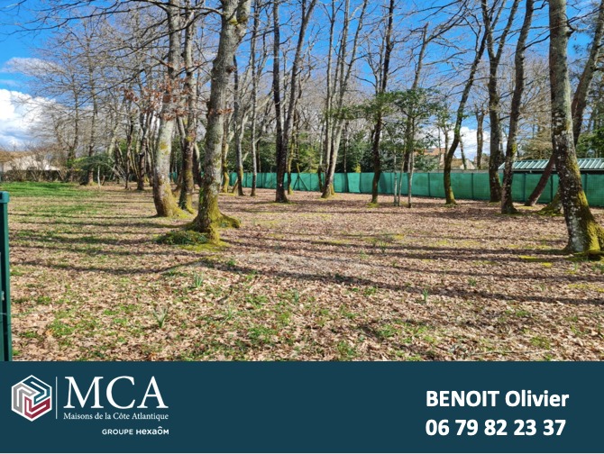 Terrain à bâtir à Breuillet (17920)