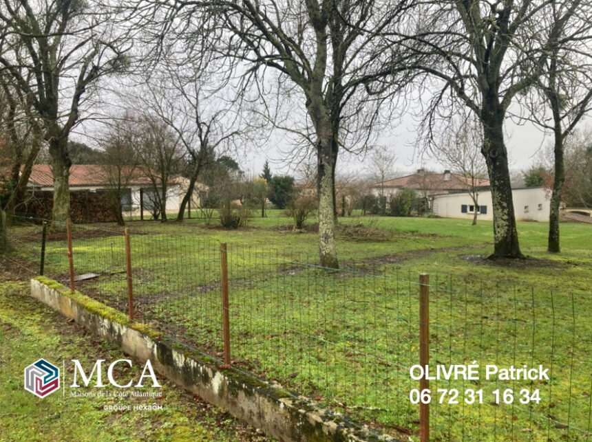 Maison à construire à Fontcouverte (17100)