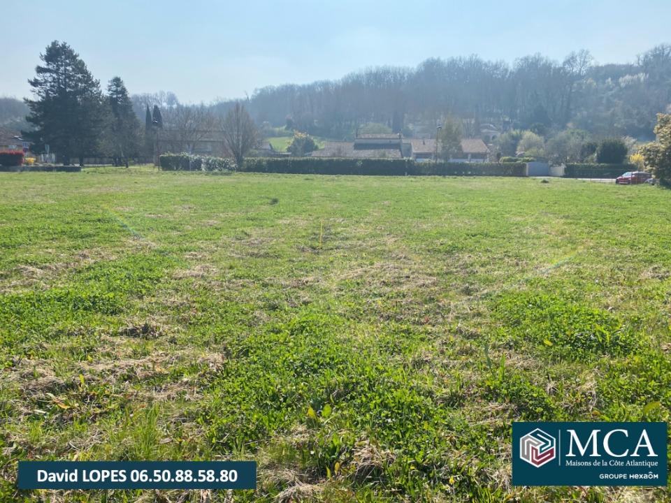 Terrain à bâtir à Saint-Pey-de-Castets (33350)