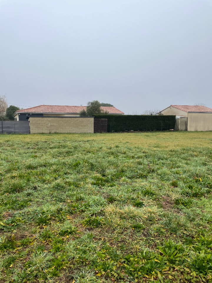 Terrain à bâtir à Margaux (33460)