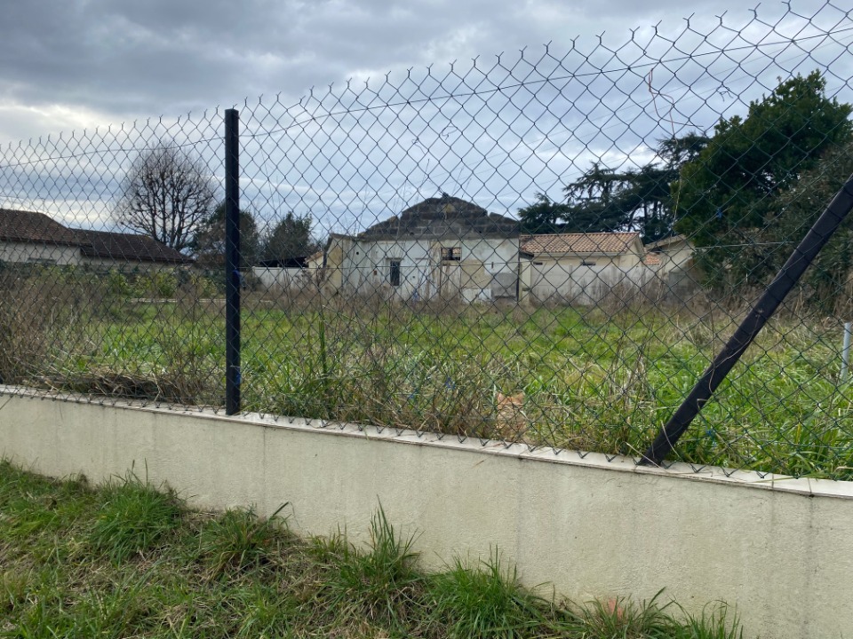 Terrain à bâtir à Daignac (33420)