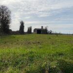 Terrain à bâtir à Plassay (17250)