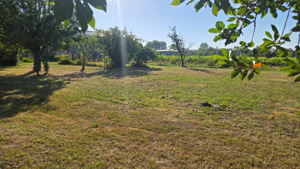 Terrain à bâtir à Saint-André-de-Cubzac (33240)