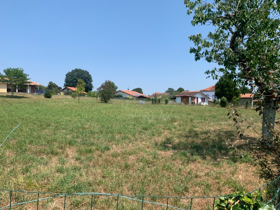 Terrain à bâtir à Orthevielle (40300)