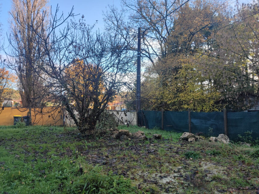 Terrain à bâtir à Portets (33640)