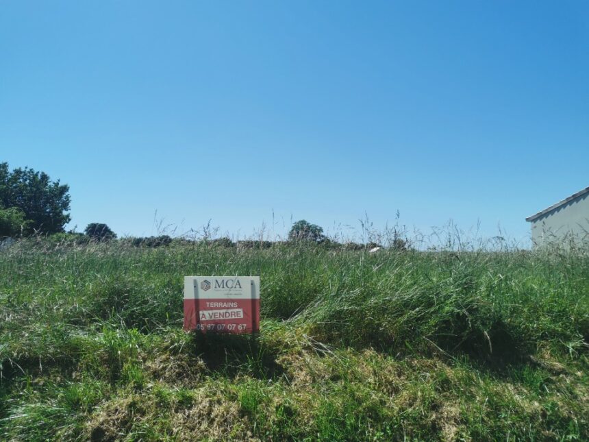 Terrain à bâtir à Saint-Pierre-de-Mons (33210)