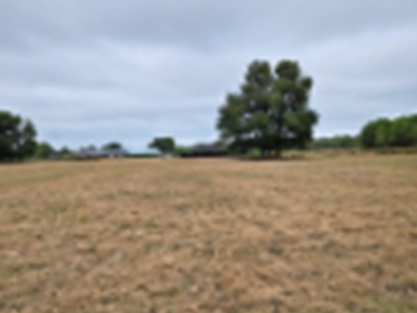 Terrain à bâtir à Cézac (33620)