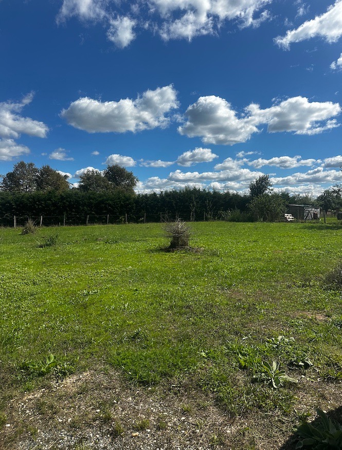 Terrain à bâtir à Génissac (33420)