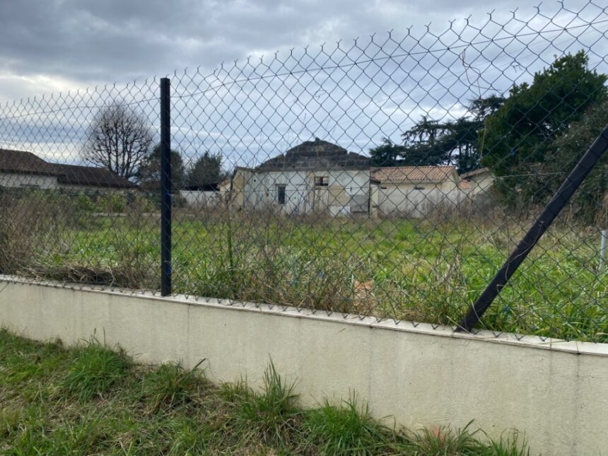 Terrain à bâtir à Daignac (33420)