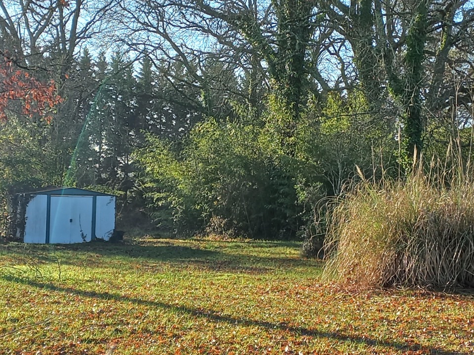 Terrain à bâtir à Minzac (24610)